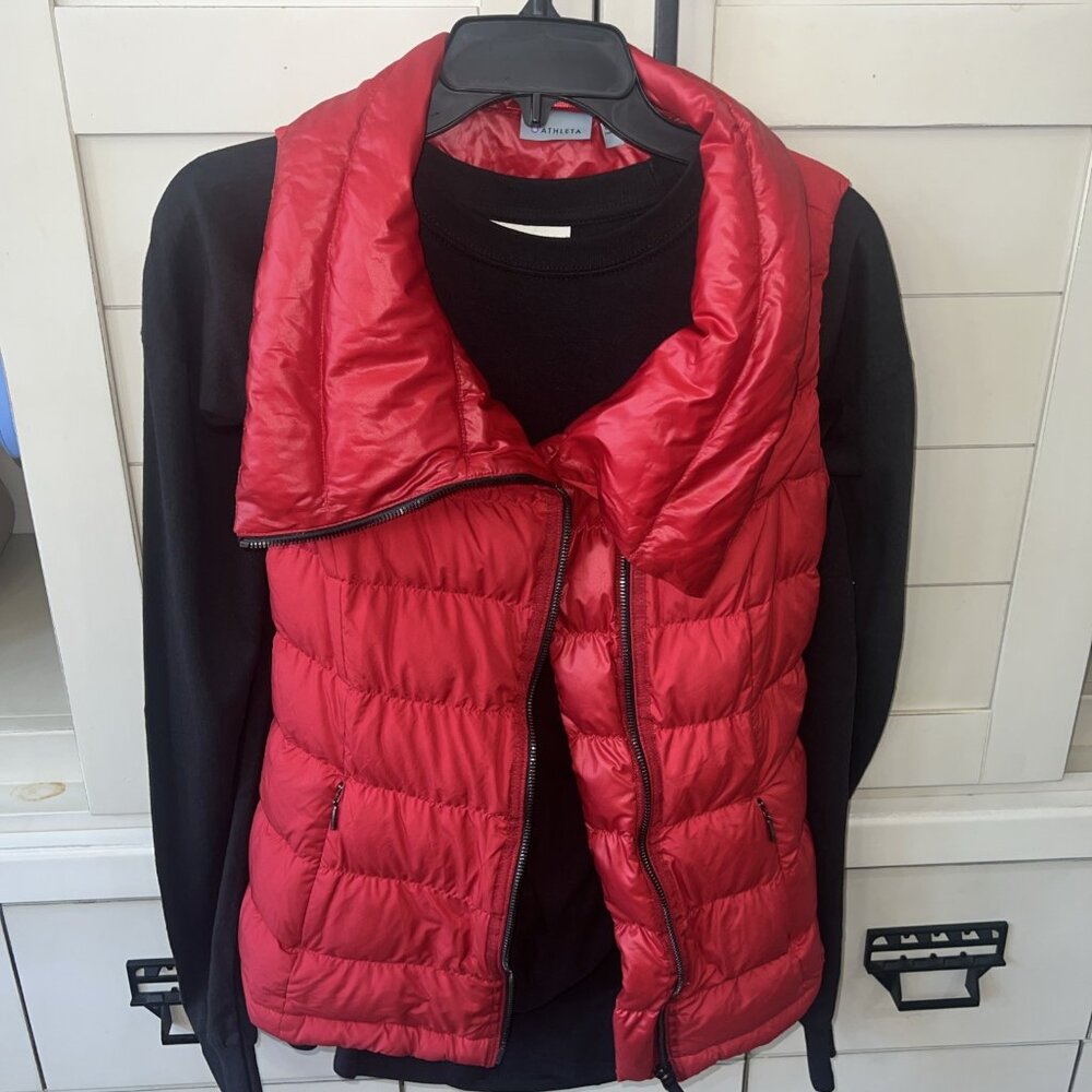 Athleta Downabout Vest Red Full Zip Down Inlet XS Insulated - Picture 4 of 7